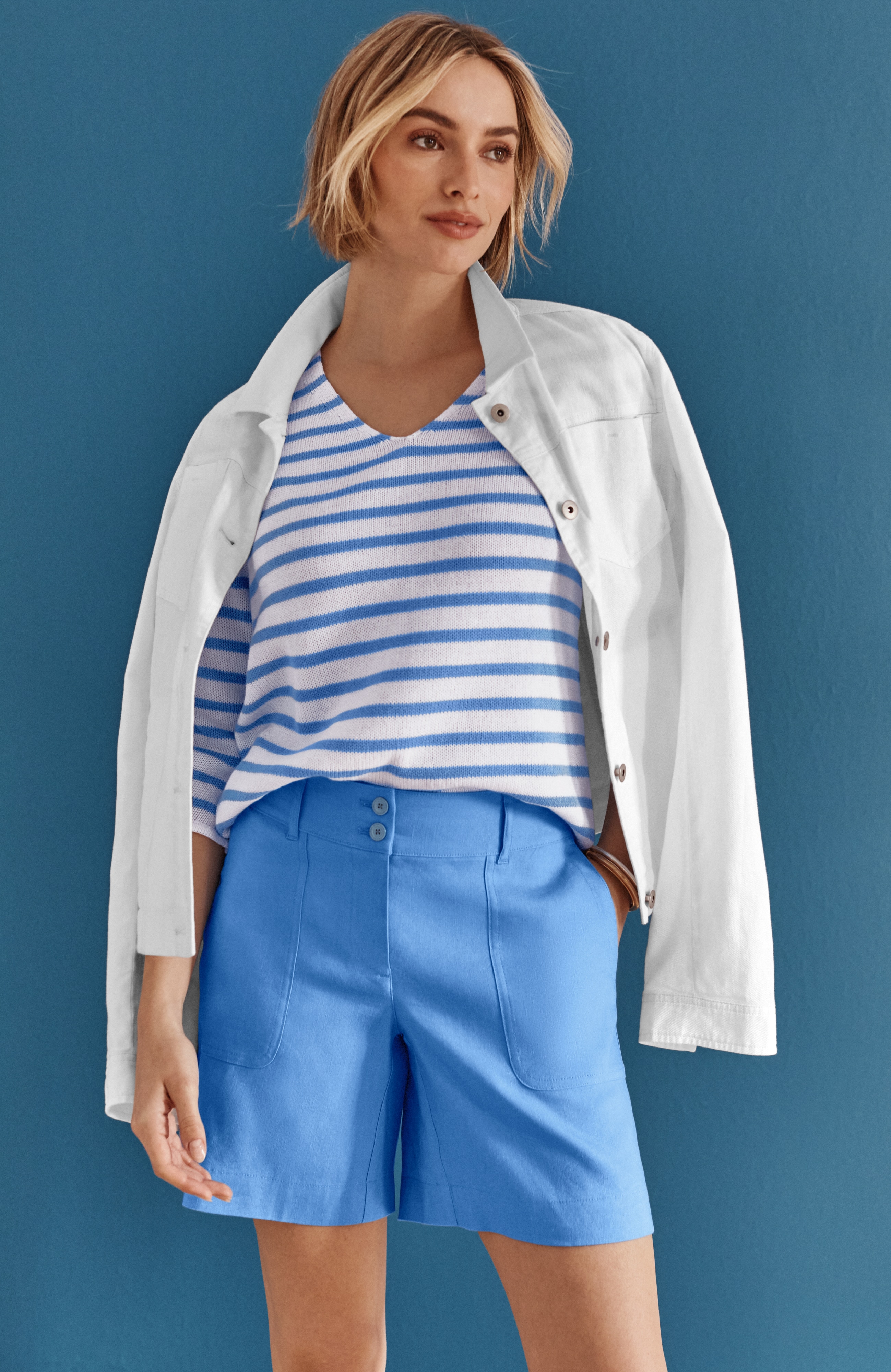 linen-stretch shorts