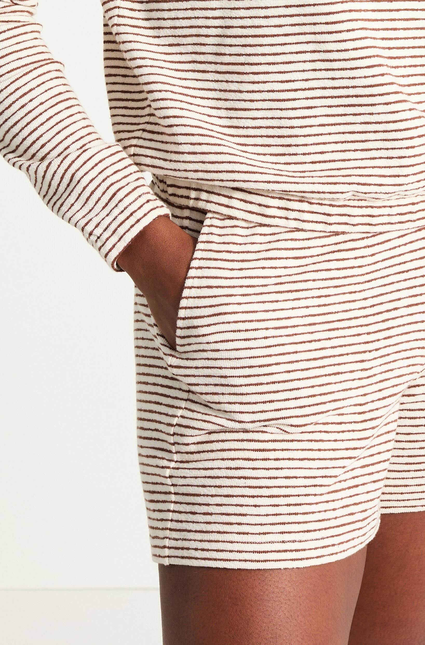 Fit Striped Shorts