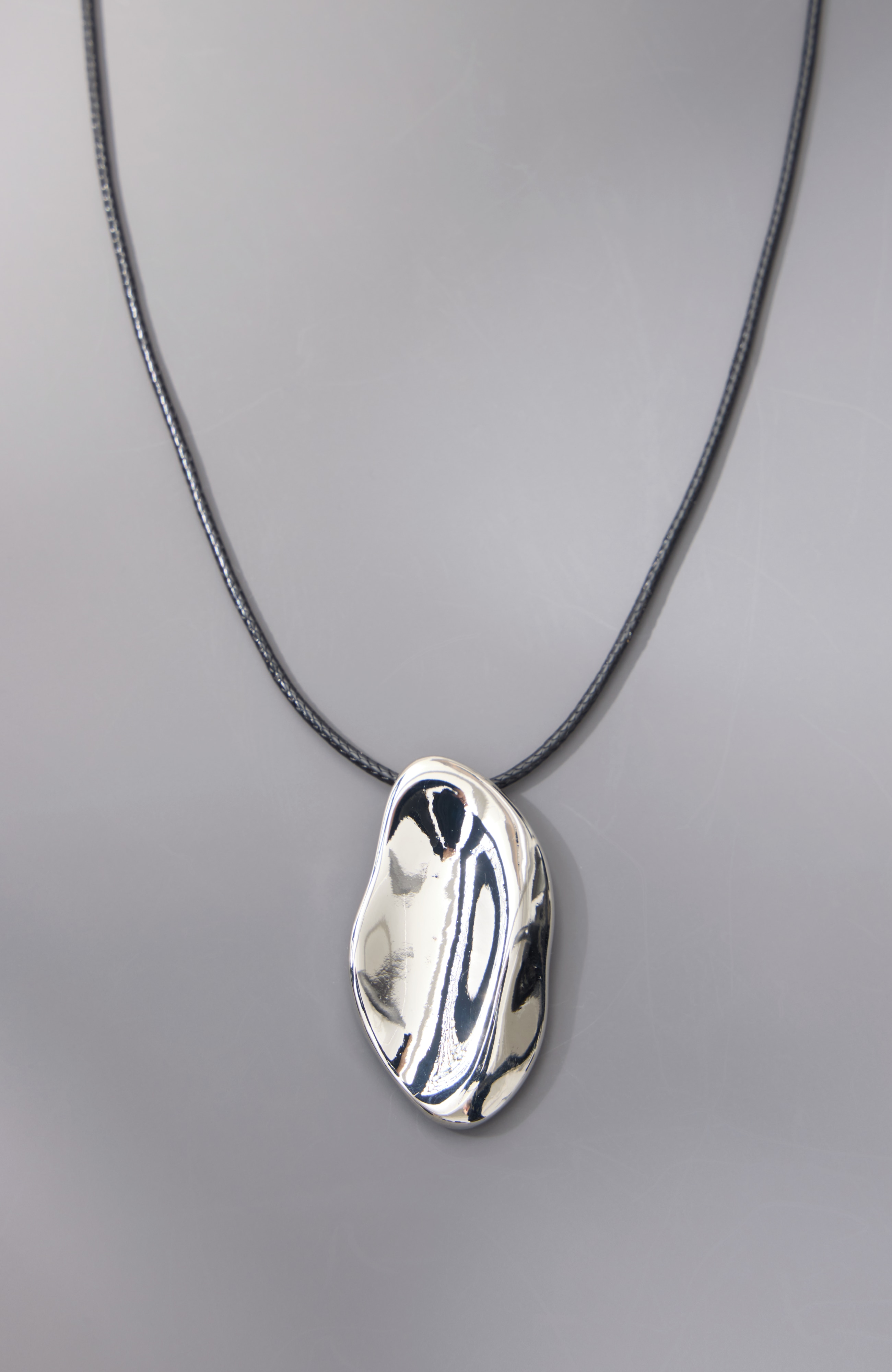 silvertone mixed-media short necklace