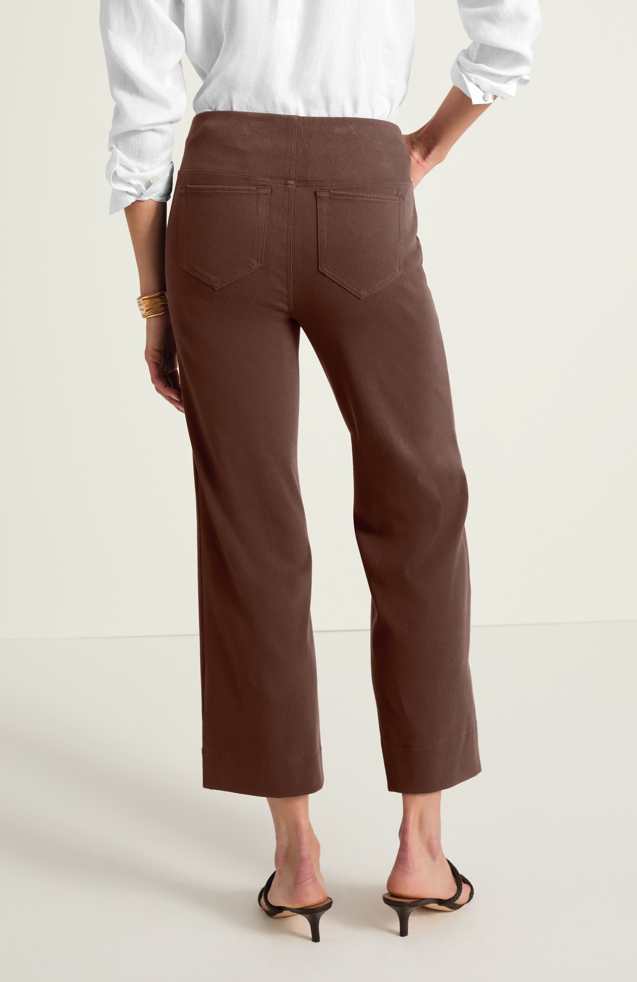 wearever smooth-fit cropped knit jeans