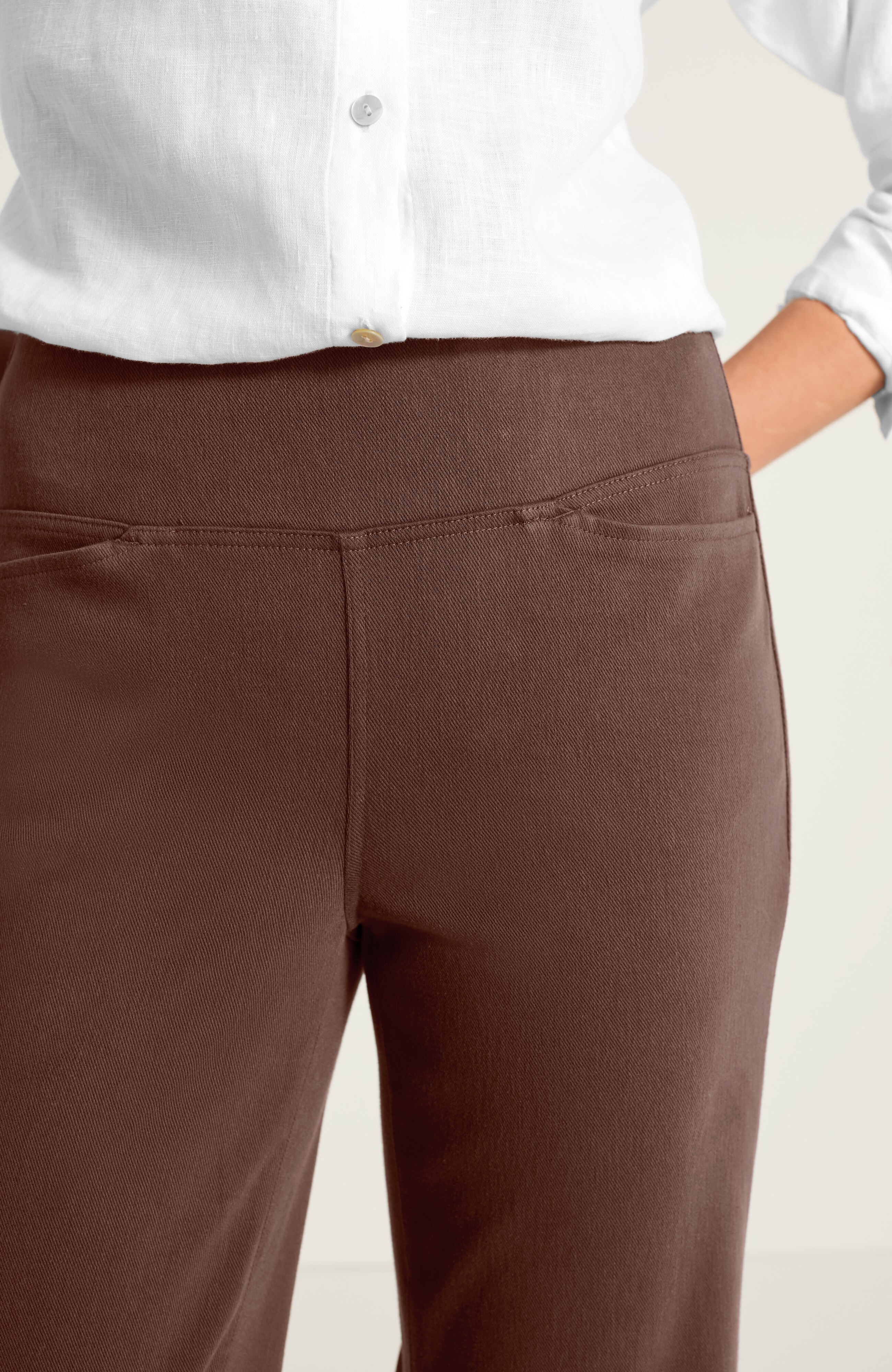 wearever smooth-fit cropped knit jeans