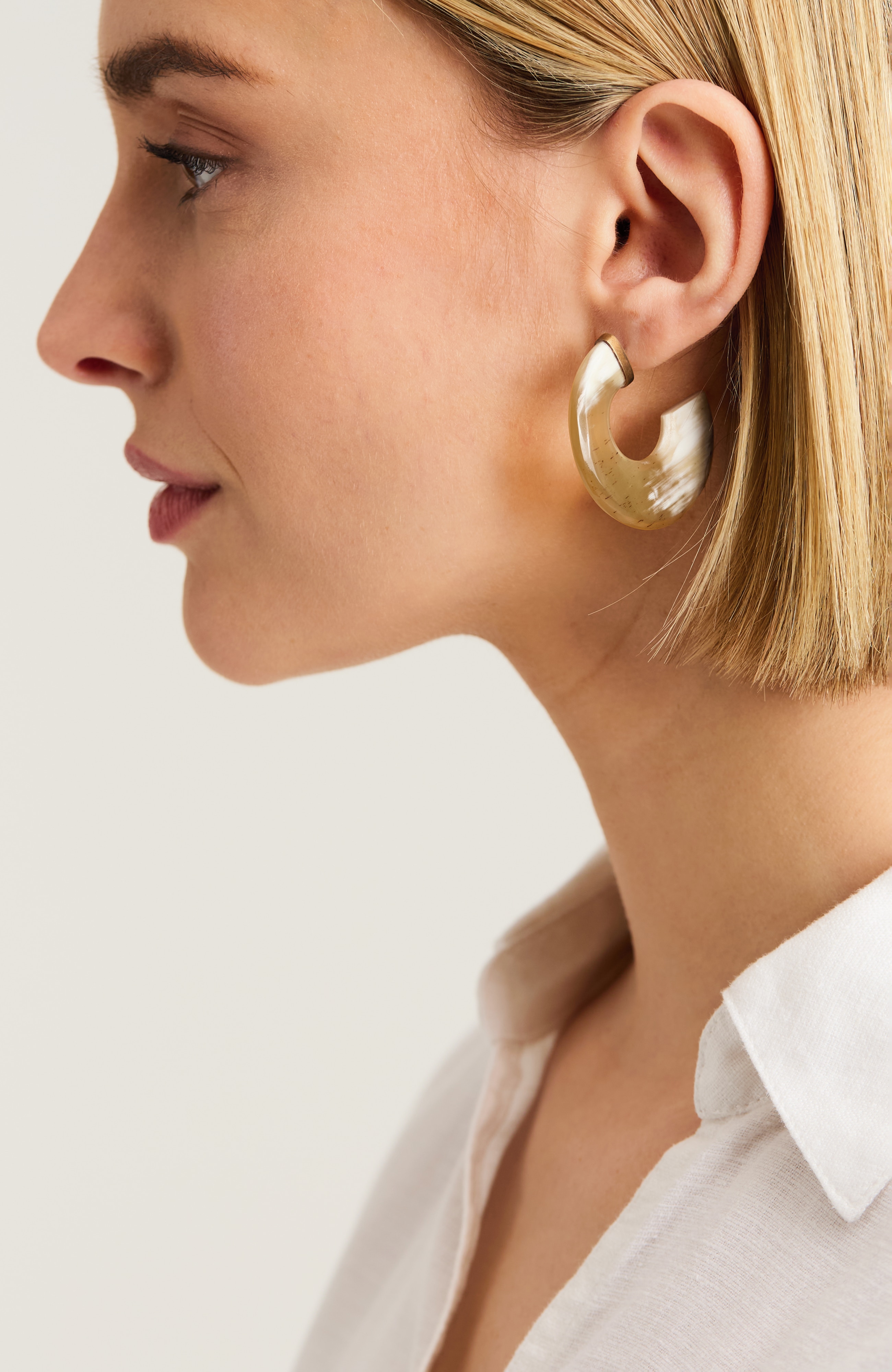 natural horn hoop earrings