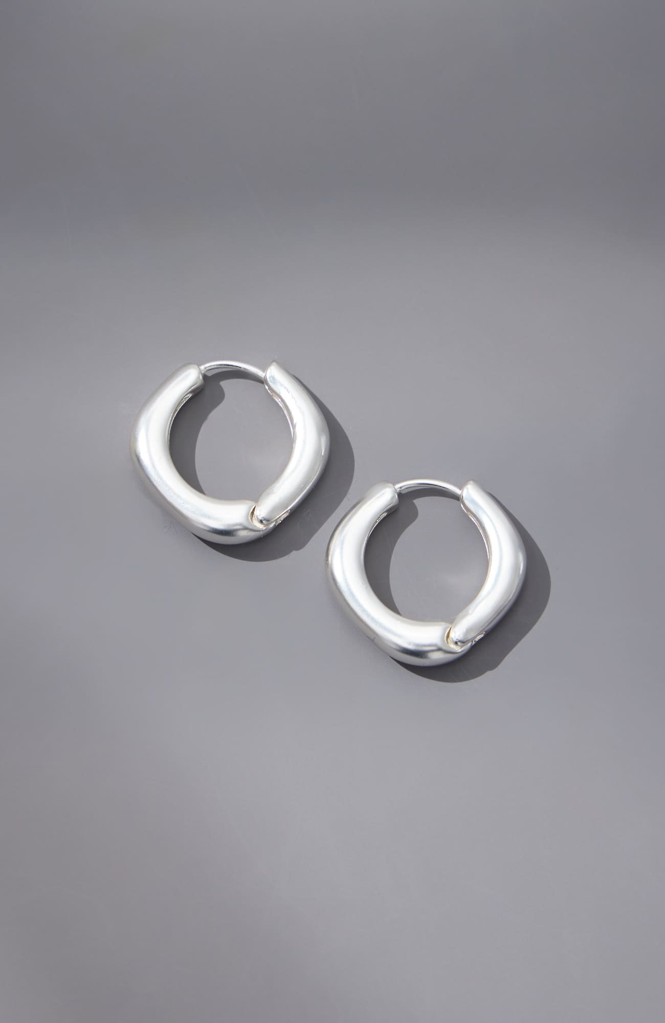 Jjill Modern Metals Hoop Earrings In Silver