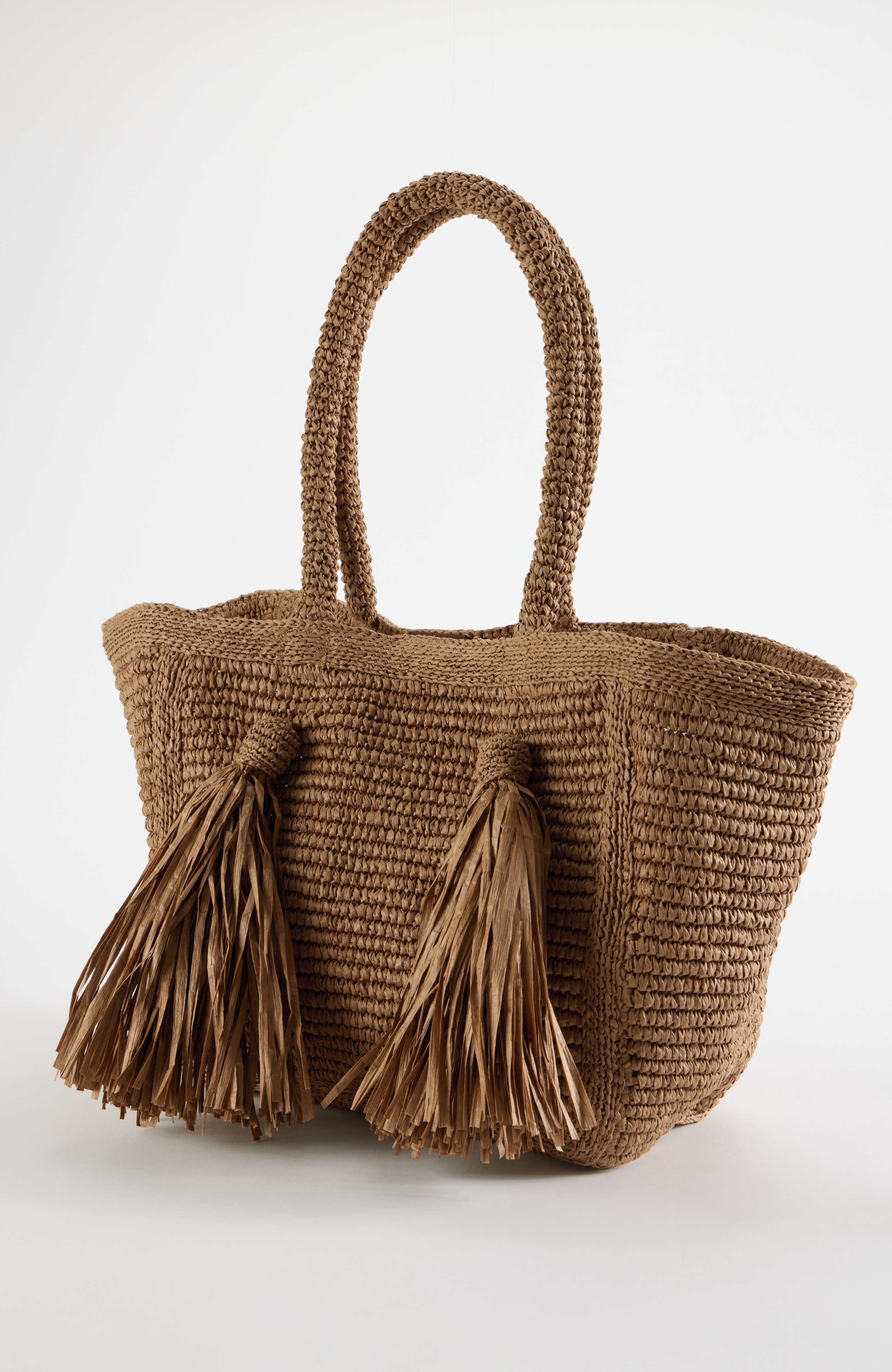 tasseled beach tote