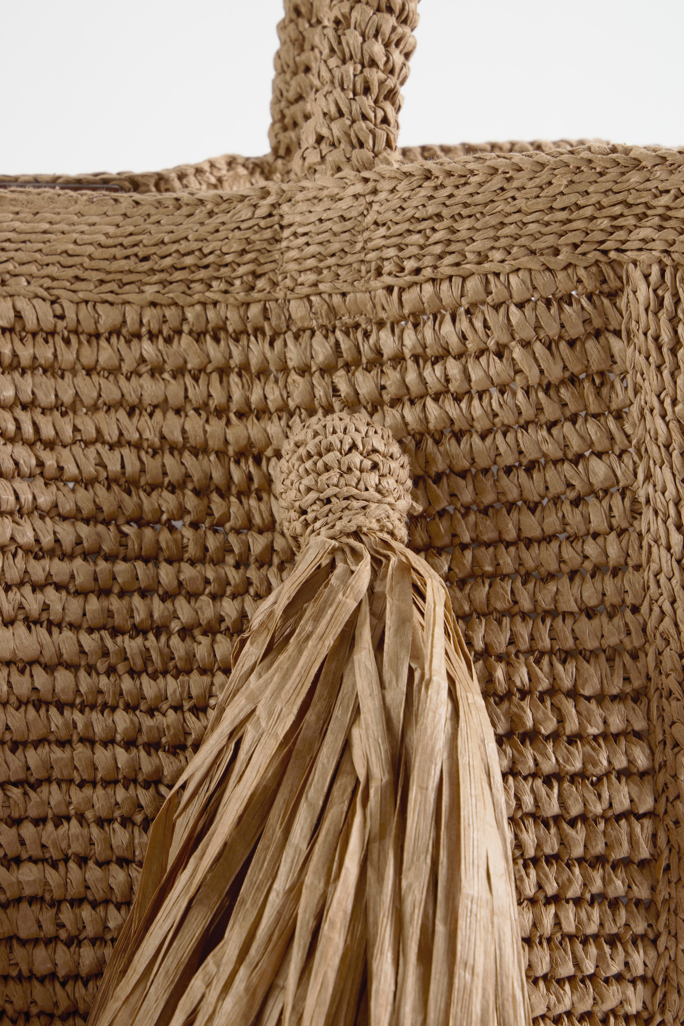 tasseled beach tote