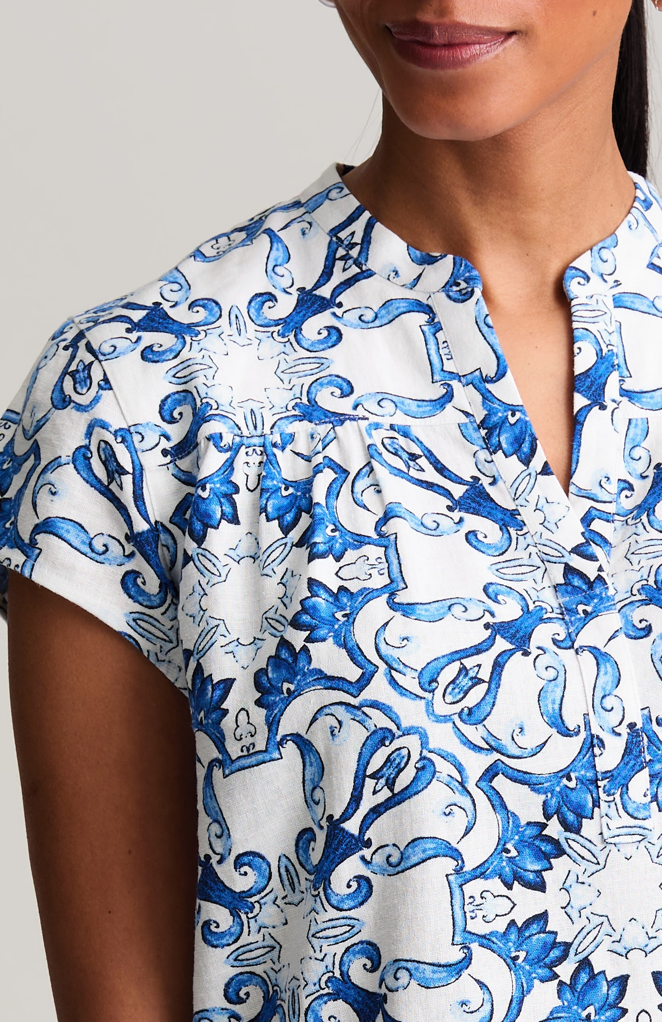 linen-blend printed top