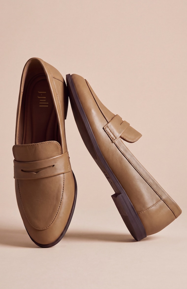 Primary view of the daphne flat loafers