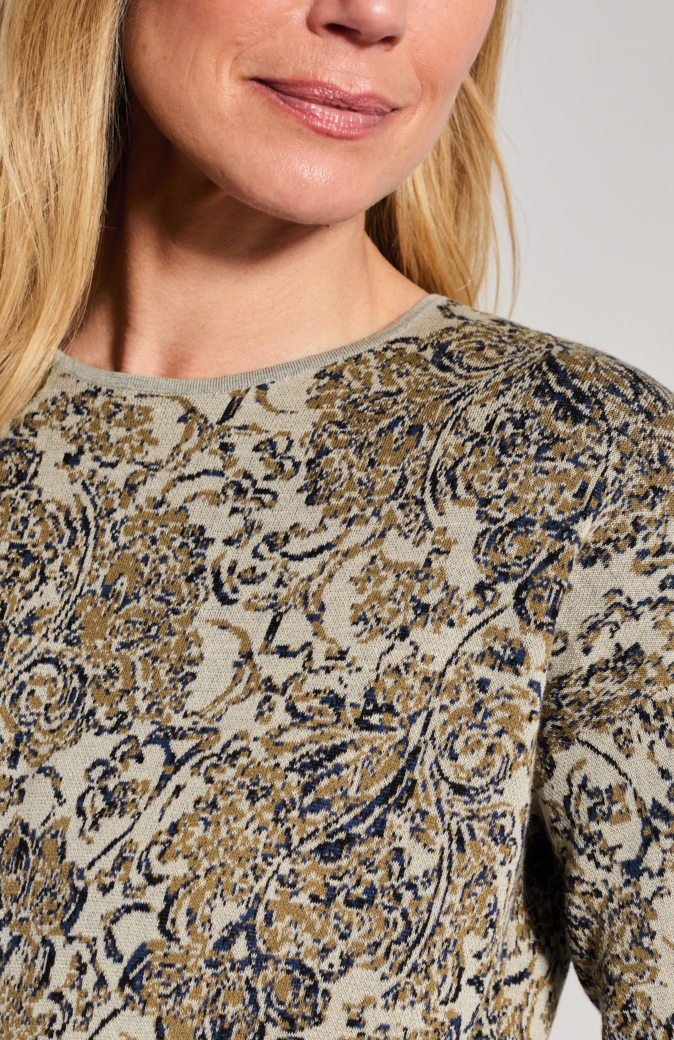 Fine-Floral Jacquard Sweater