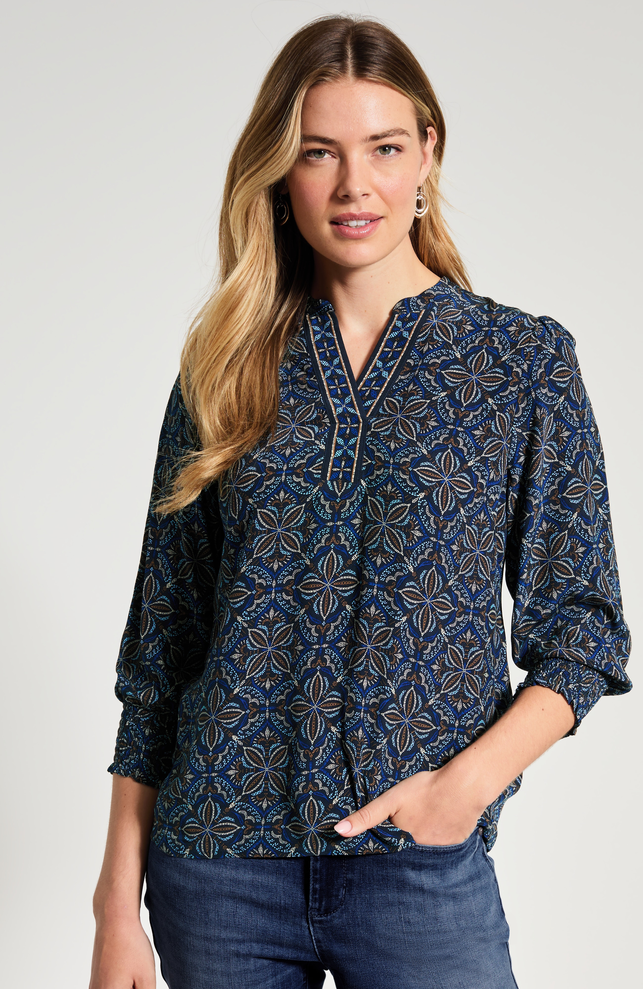 Border-Printed Smocked-Sleeve Top