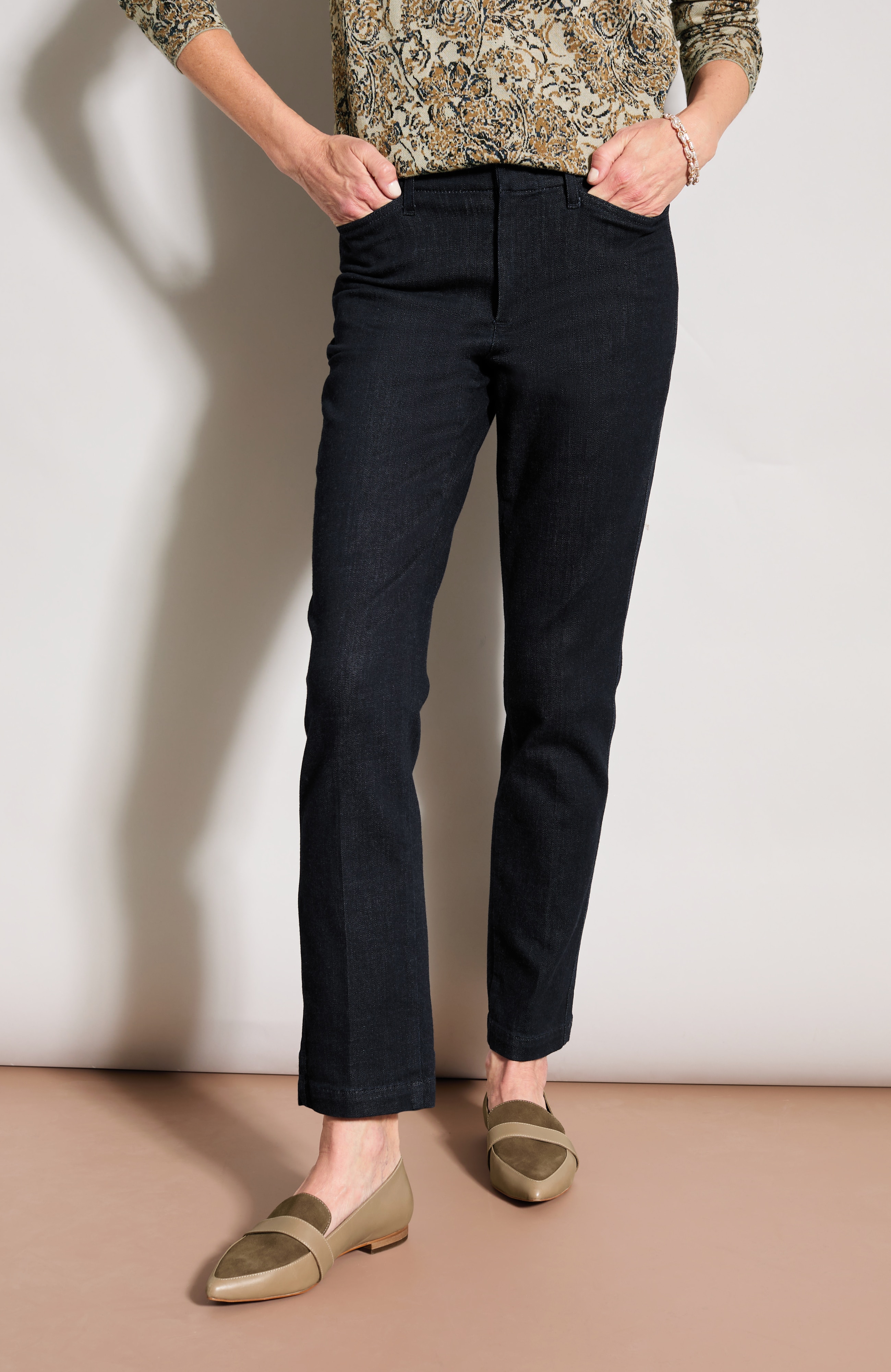 Modern Fit Denim Trouser