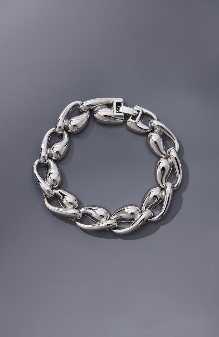 Primary view of the silvertone chunky chain bracelet