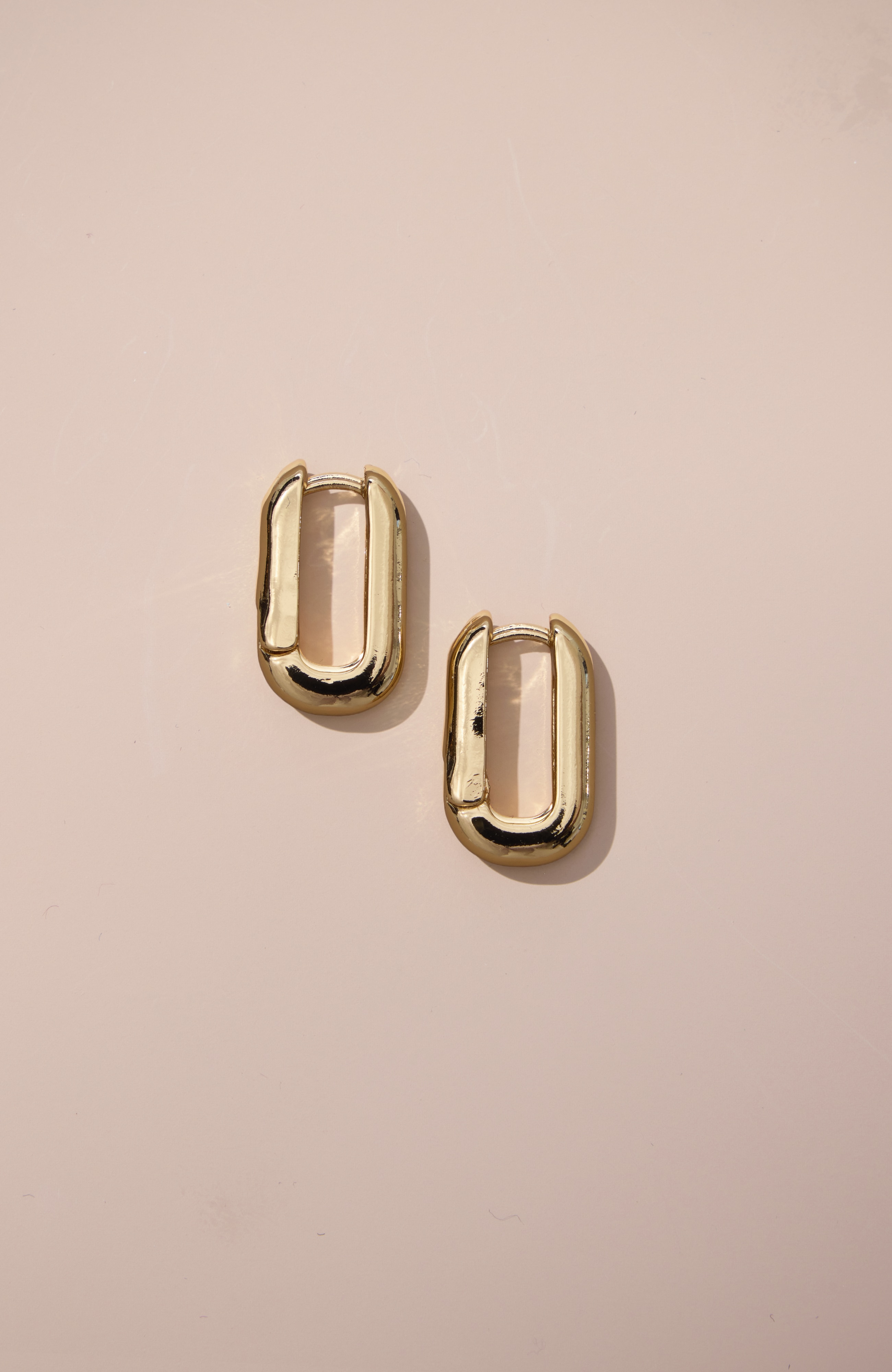 Modern Geometric Hoops