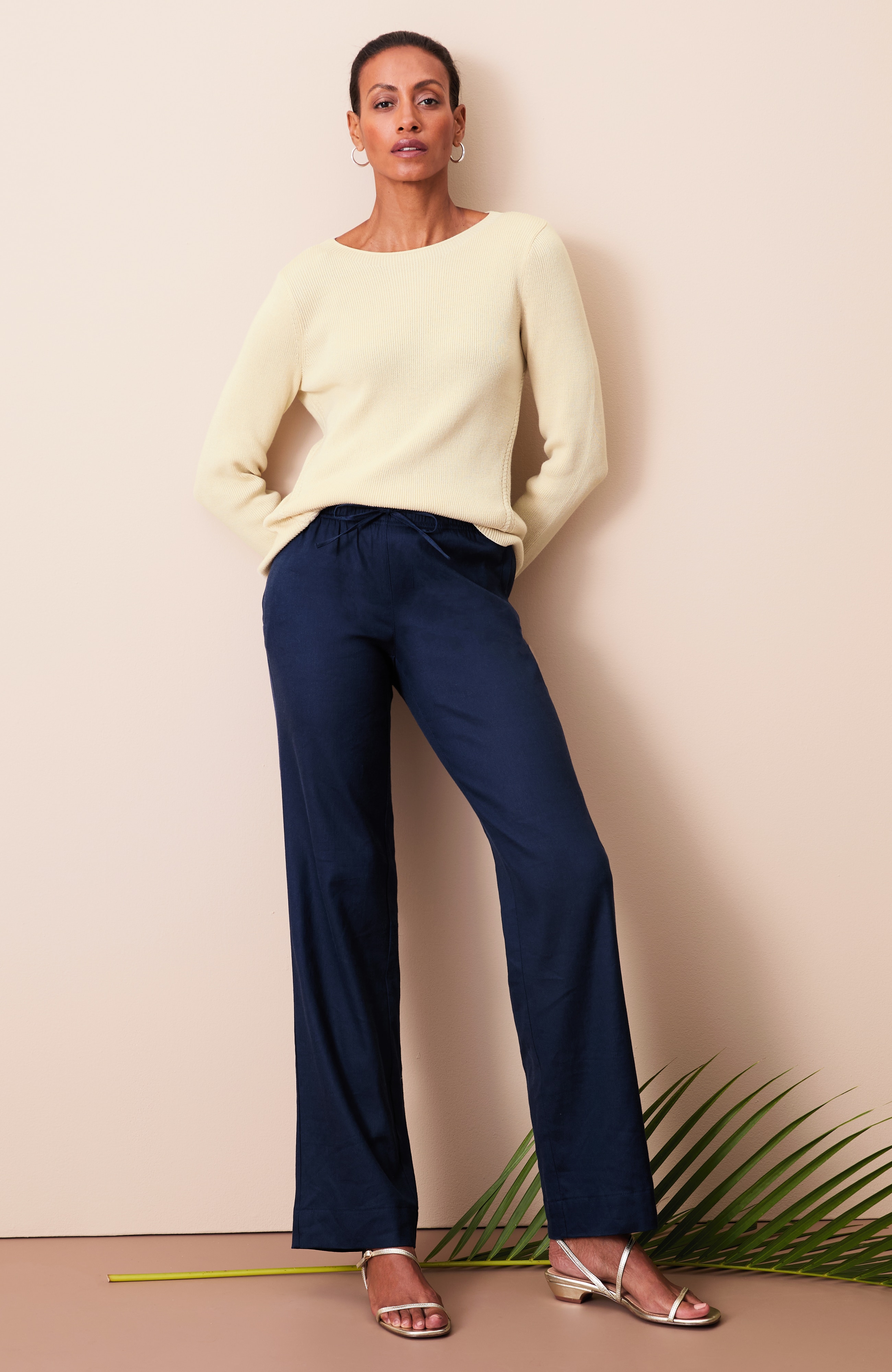 Linen-Stretch Drawstring Pant
