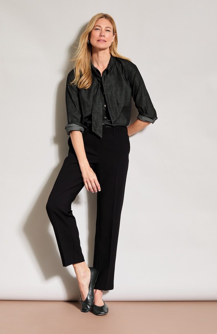 Primary view of the pull-on modern trouser